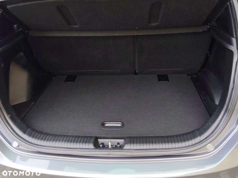 Hyundai ix20 1.4 blue YES - 26