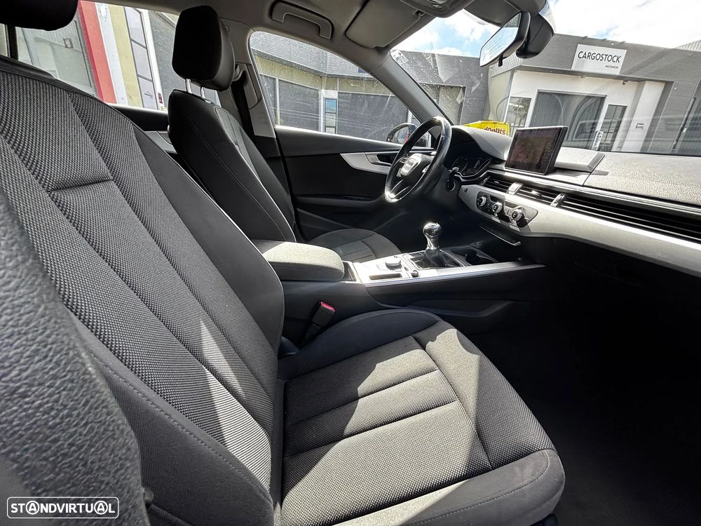 Audi A4 Avant 2.0 TDI Advance - 9