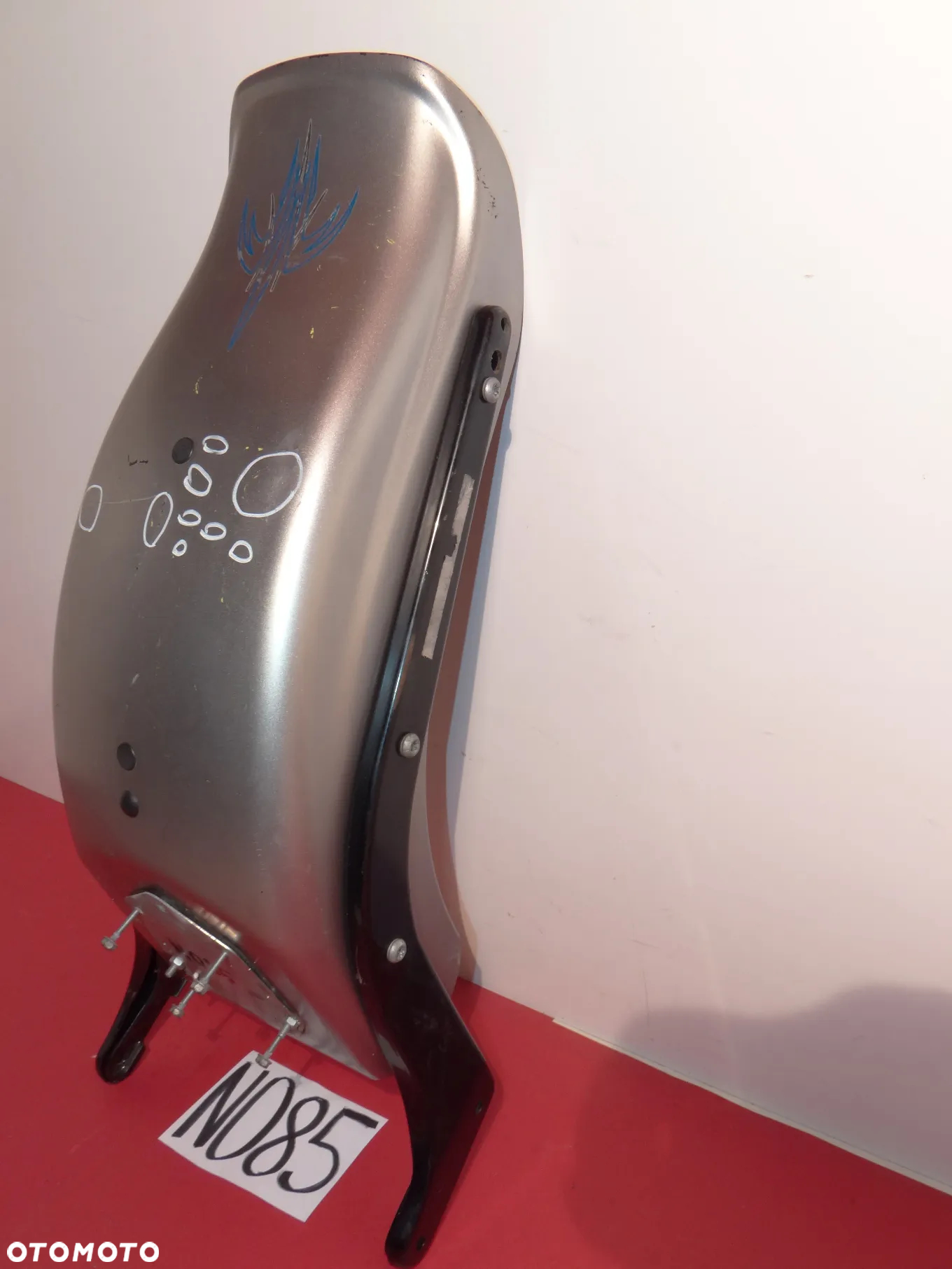 HARLEY SOFTAIL FXSTC CROSS BONES FLSTSB BŁOTNIK TYŁ LAMPA LISTWY SZABLE BŁOTNIKA SZEROKOŚĆ KOŁA TYŁ 200. N085 - 12