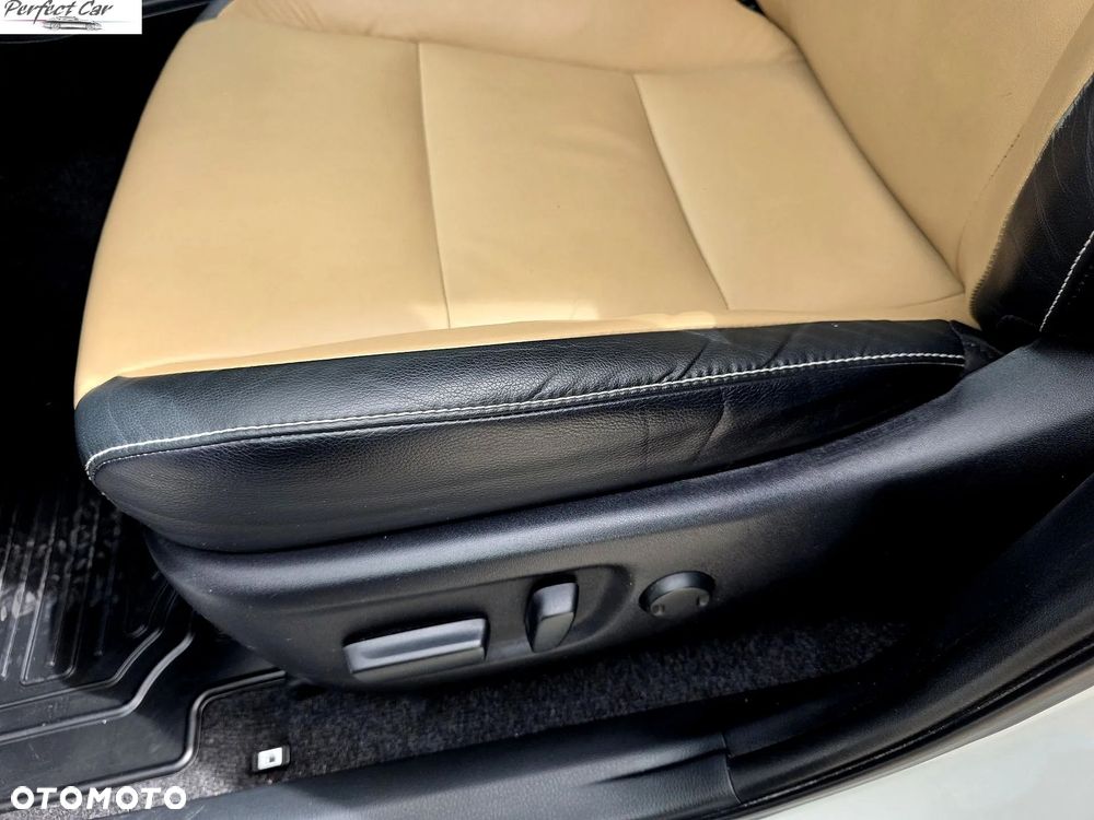 Toyota RAV4 2.5 4x4 Executive - 11