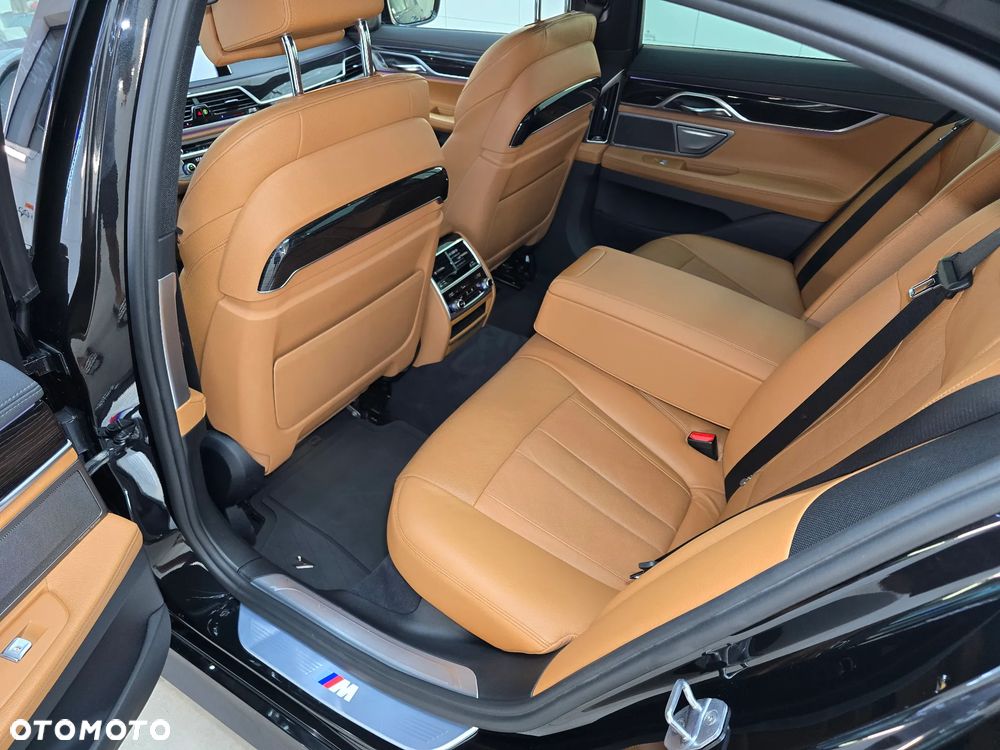 BMW Seria 7 730d xDrive - 24