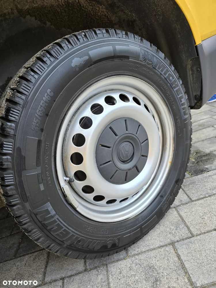 Volkswagen Transporter Lang EU5 - 24