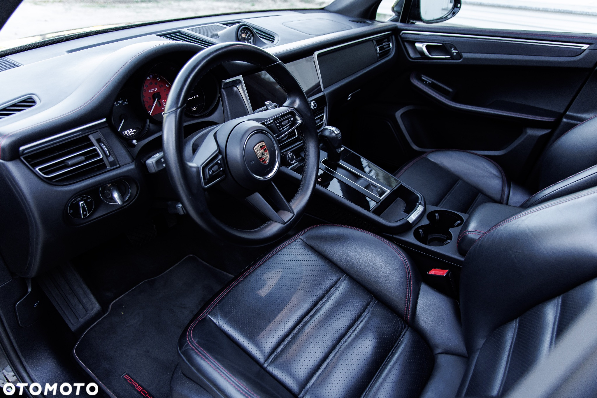 Porsche Macan GTS - 15