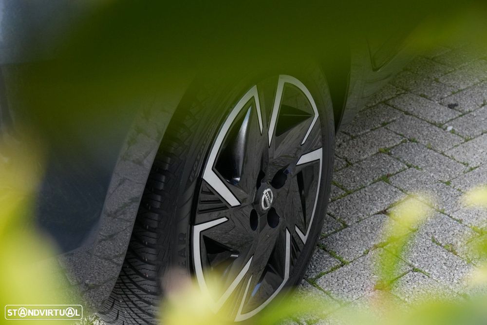 Nissan Micra 0.9 IG-T BOSE Limited Edition S/S - 38