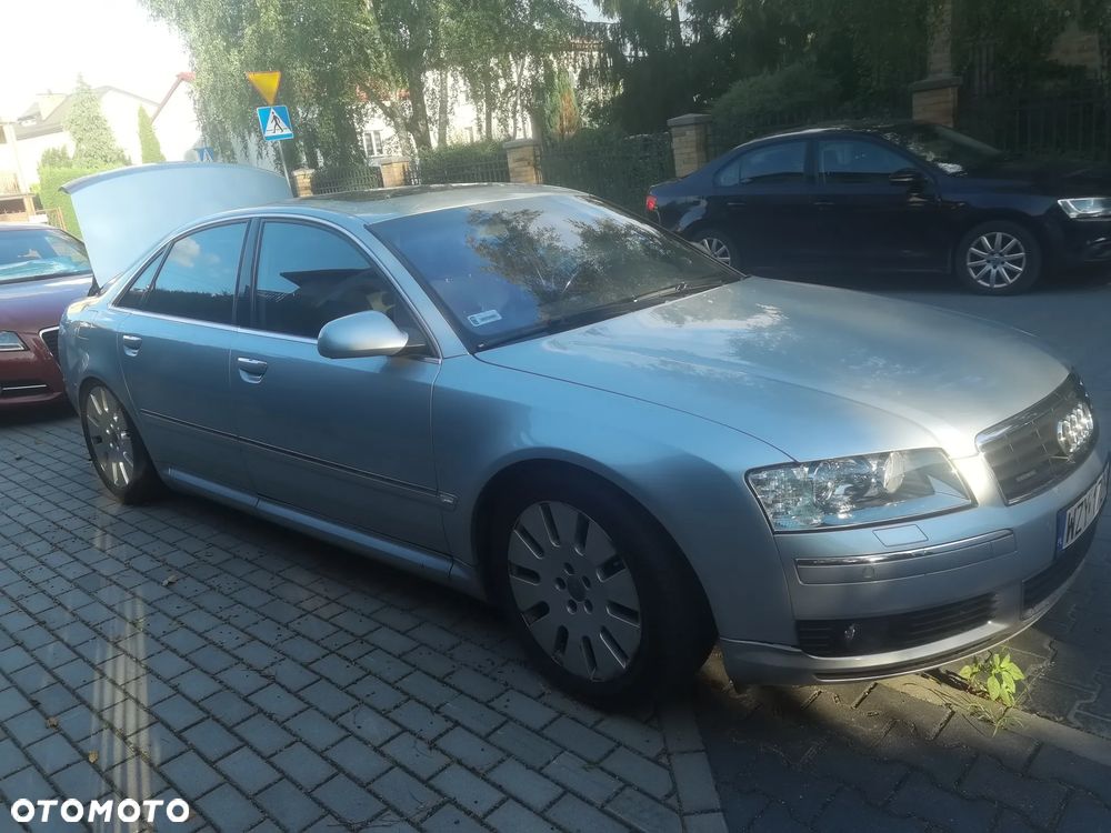 Audi A8 - 2