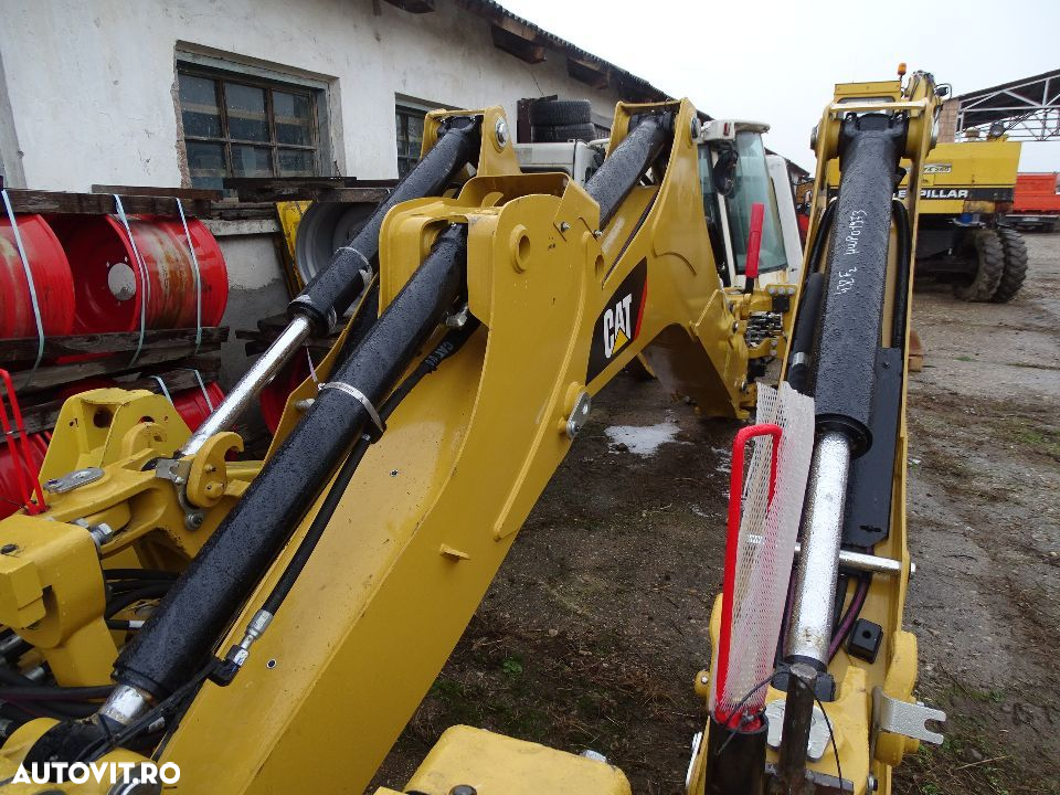 Brat  buldoexcavator Caterpillar 428 F2 , Nou - 8
