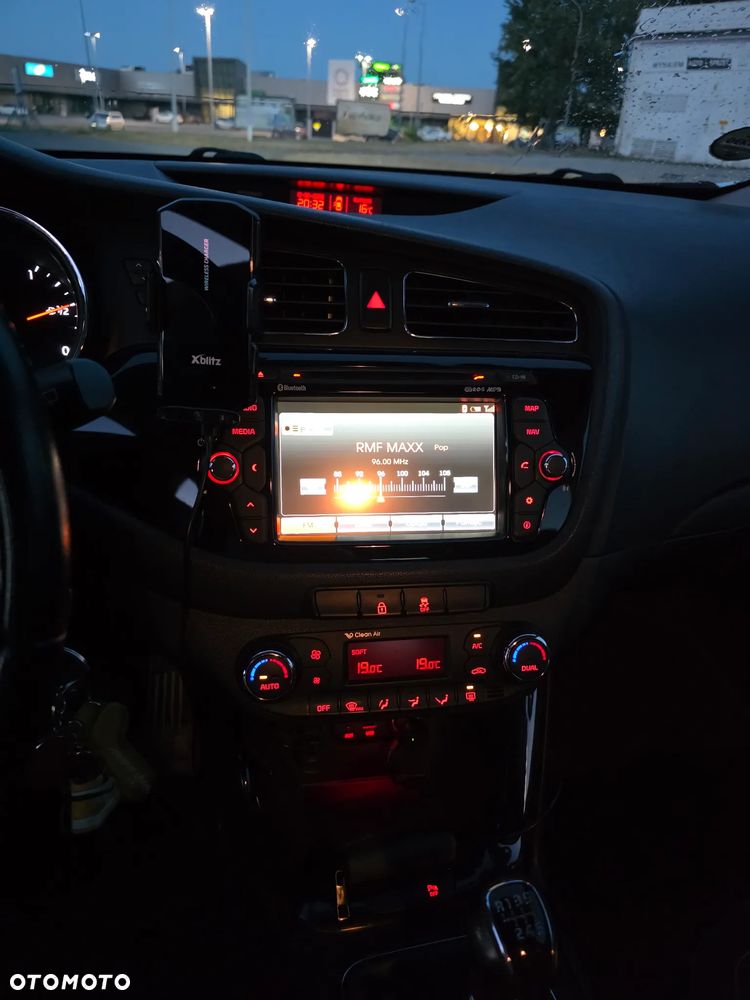 Kia Ceed 1.6 GDI L Business Line - 20