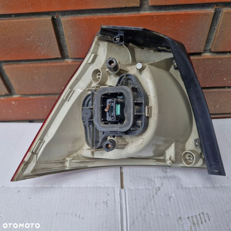 LAMPA PRAWA TYLNA PRAWY TYŁ VW GOLF V HB 1K6945096E 1K6945258 - 5