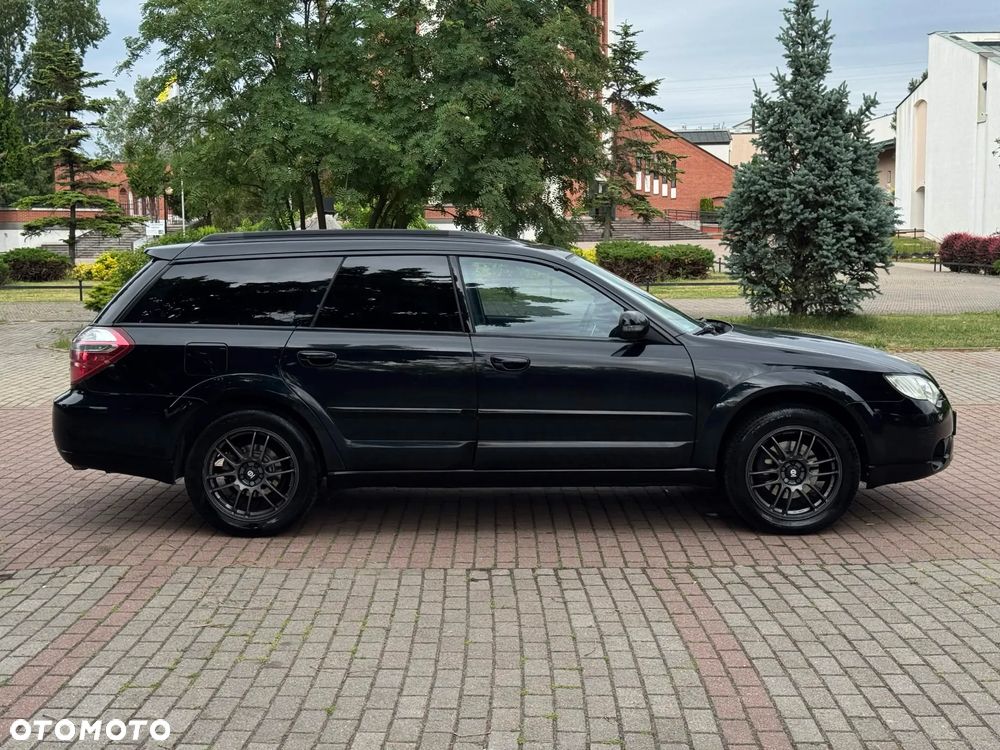 Subaru Legacy 3.0 H6 NAV - 9
