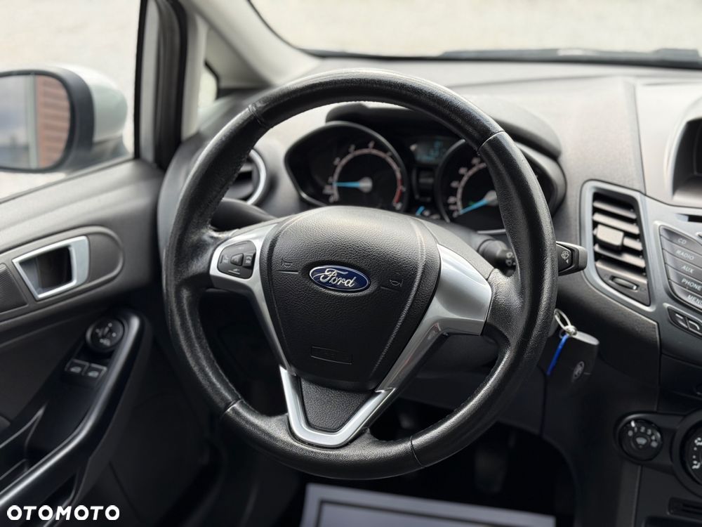 Ford Fiesta 1.25 Silver X - 17