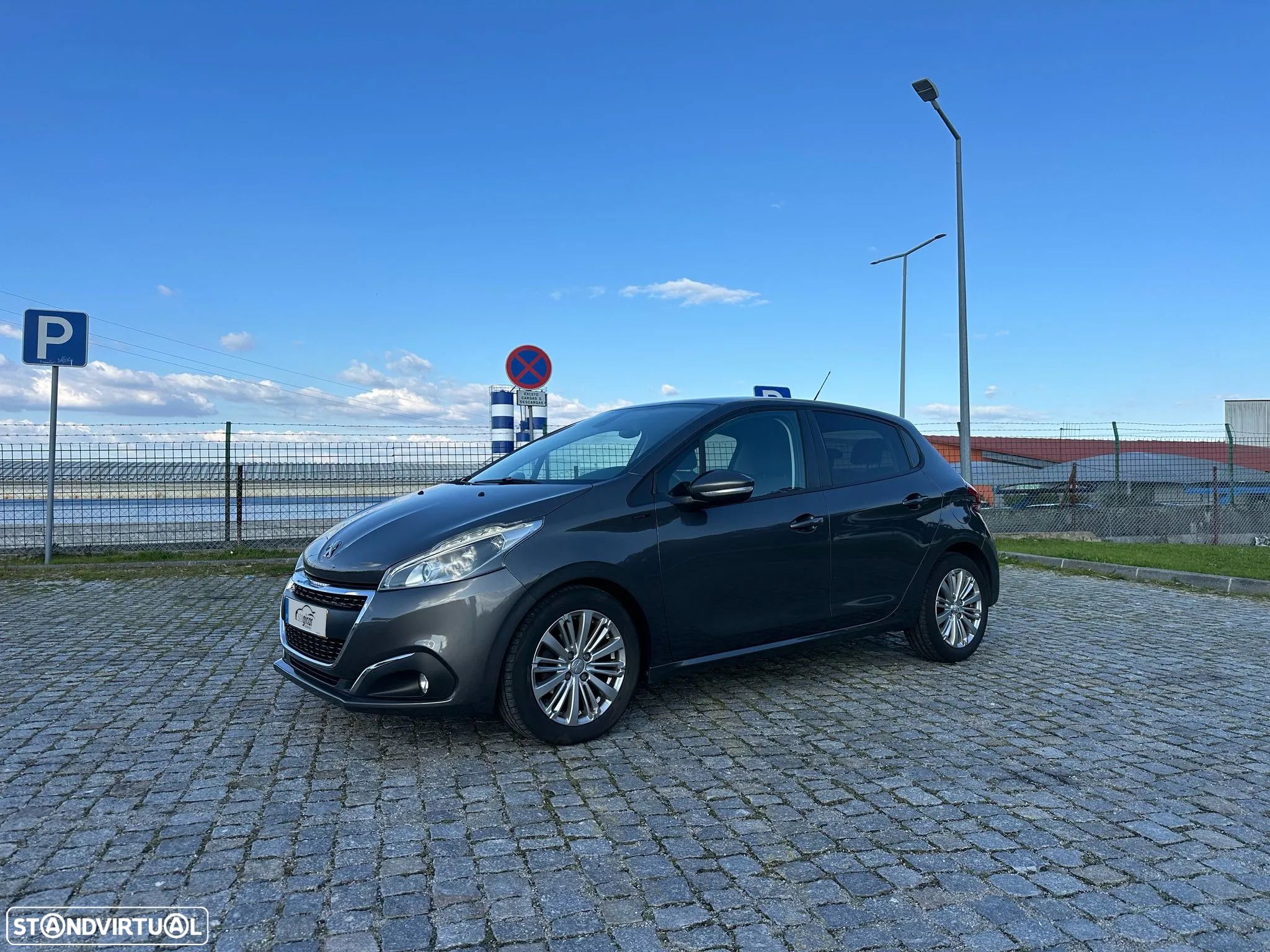 Peugeot 208 1.5 BlueHDi Signature - 3
