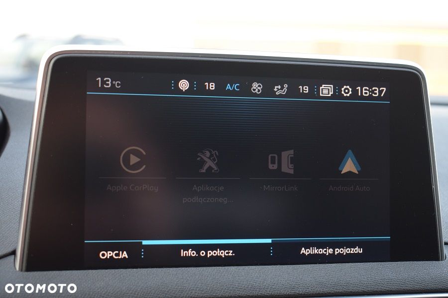 Peugeot 3008 1.2 PureTech GPF Allure S&S - 20