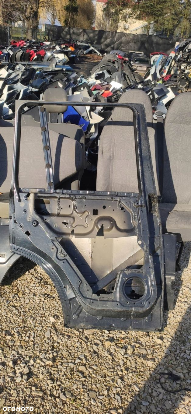EU DRZWI LEWY TYŁ LAND ROVER VOGUE L322 - 5