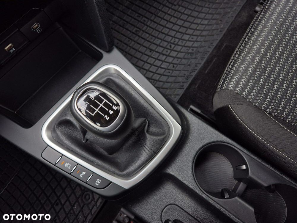 Kia XCeed 1.5 T-GDI M - 30