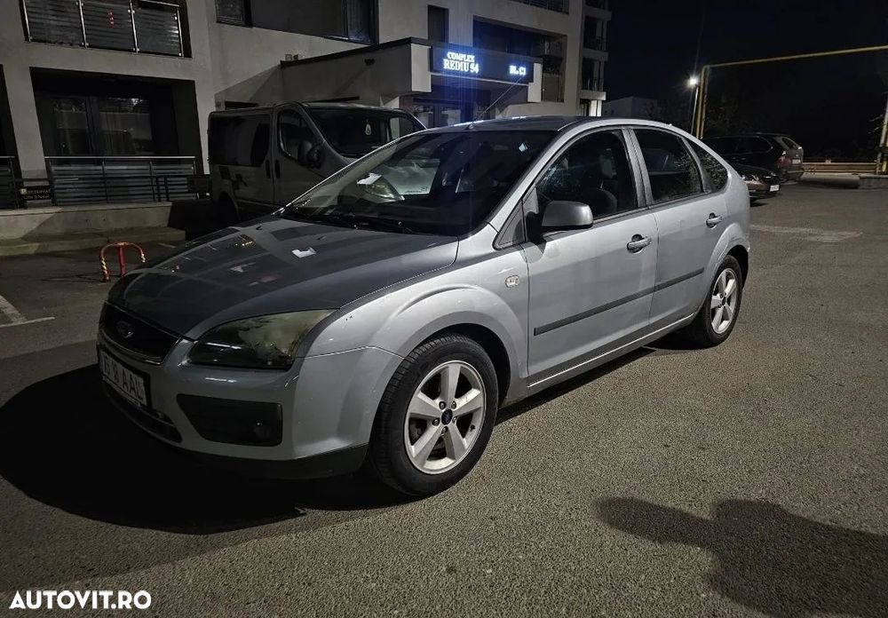 Ford Focus - 1