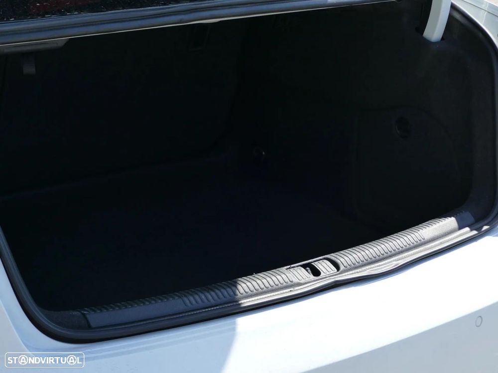 Audi A3 Limousine 1.6 TDI S-line S tronic - 13