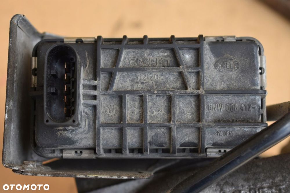 TURBOSPRĘŻARKA L NASTAWNIK A8 D3 4.0TDI 057145701T - 4