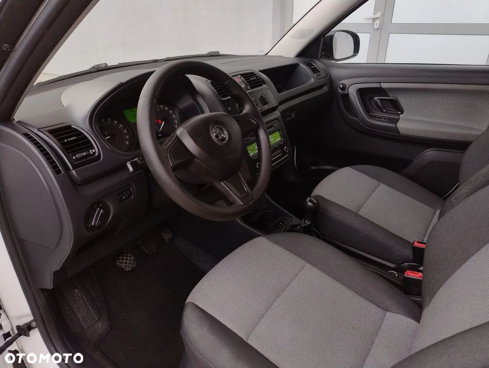 Skoda Fabia 1.6 TDI DPF Active Plus - 8
