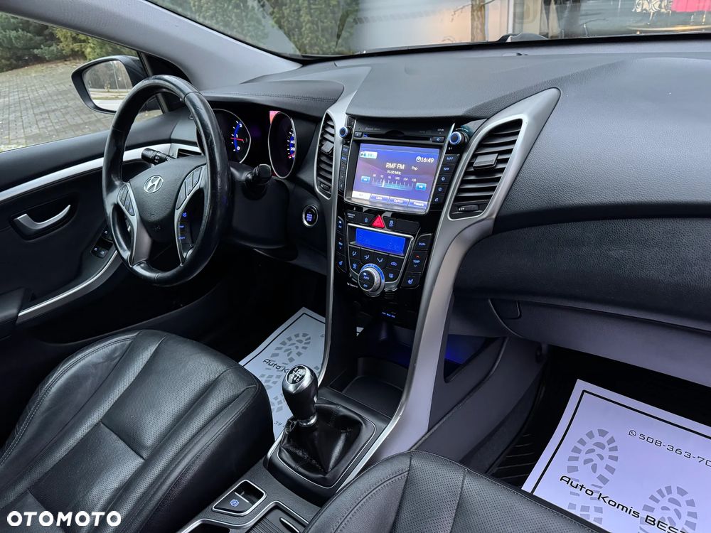 Hyundai i30 1.6 CRDi Premium - 10