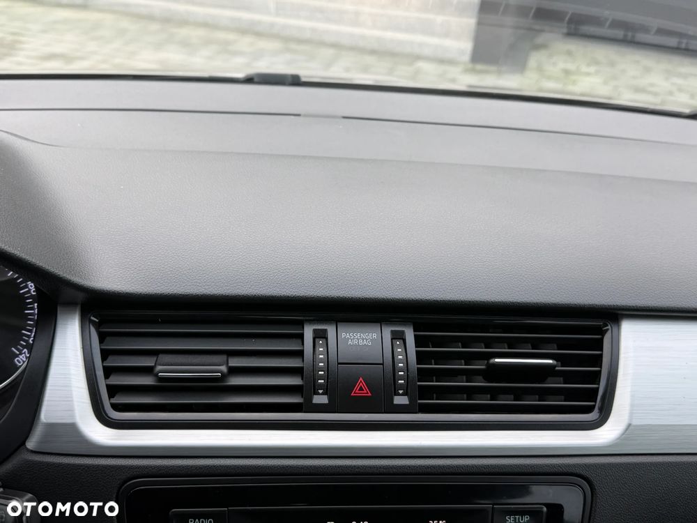 Skoda RAPID Spb 1.2 TSI Style - 35