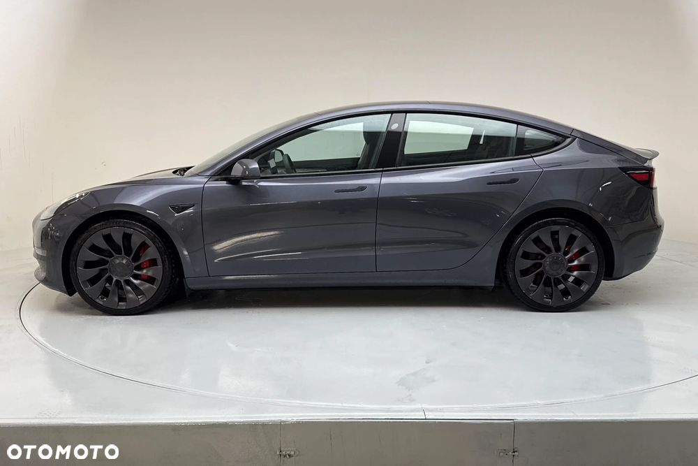 Tesla Model 3 Langstreckenbatterie Allradantrieb Dual Motor Performance - 2