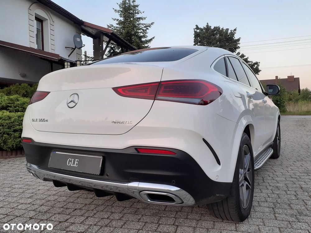 Mercedes-Benz GLE 300 d 4-Matic Premium Plus - 3