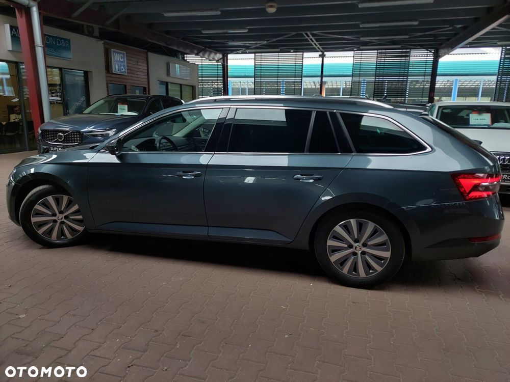 Skoda Superb 2.0 TDI SCR Active DSG - 6