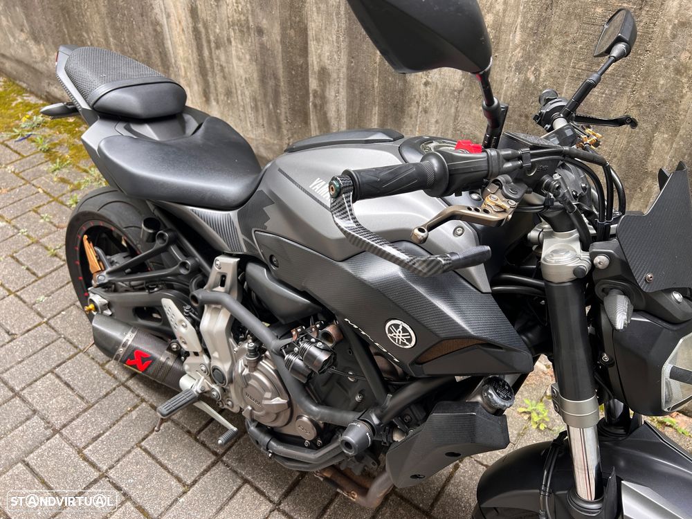 Yamaha MT-07 - 4