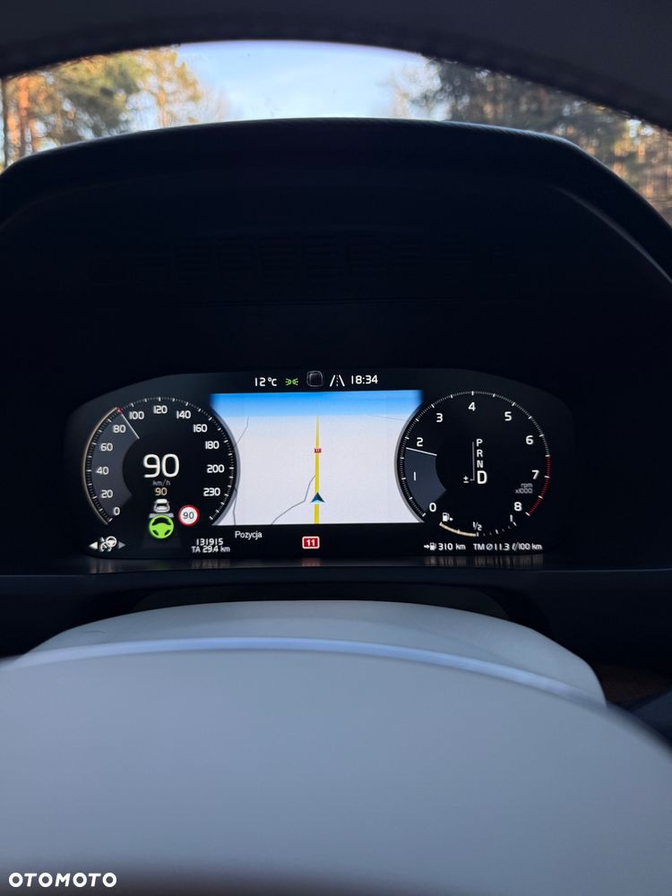 Volvo XC 90 T6 AWD Momentum - 37