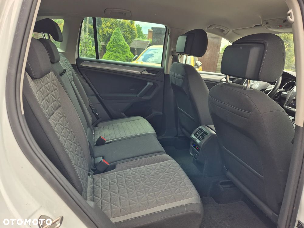 Volkswagen Tiguan 1.5 TSI EVO Elegance DSG - 23