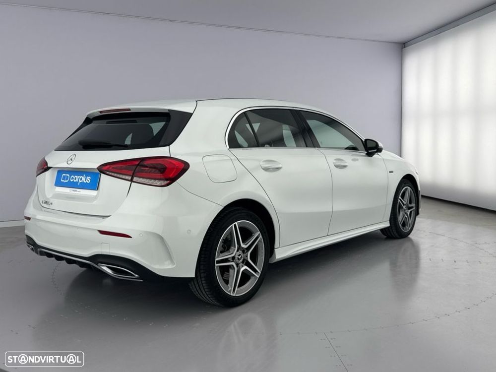 Mercedes-Benz A 250 e - 26