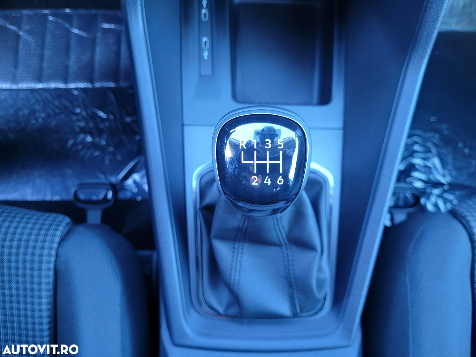 Volkswagen Caddy 5 locuri N1 - 11