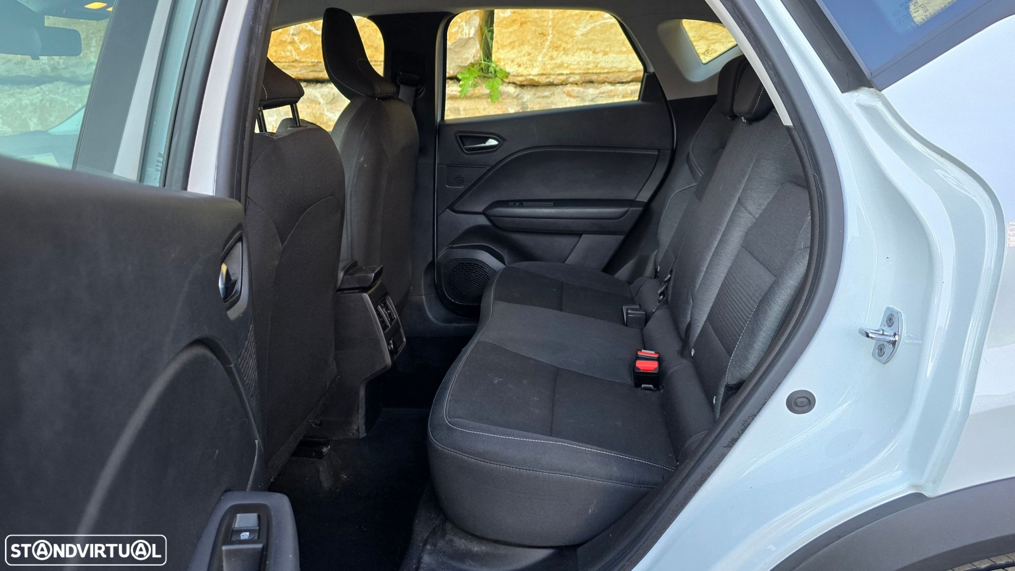 Renault Captur - 48