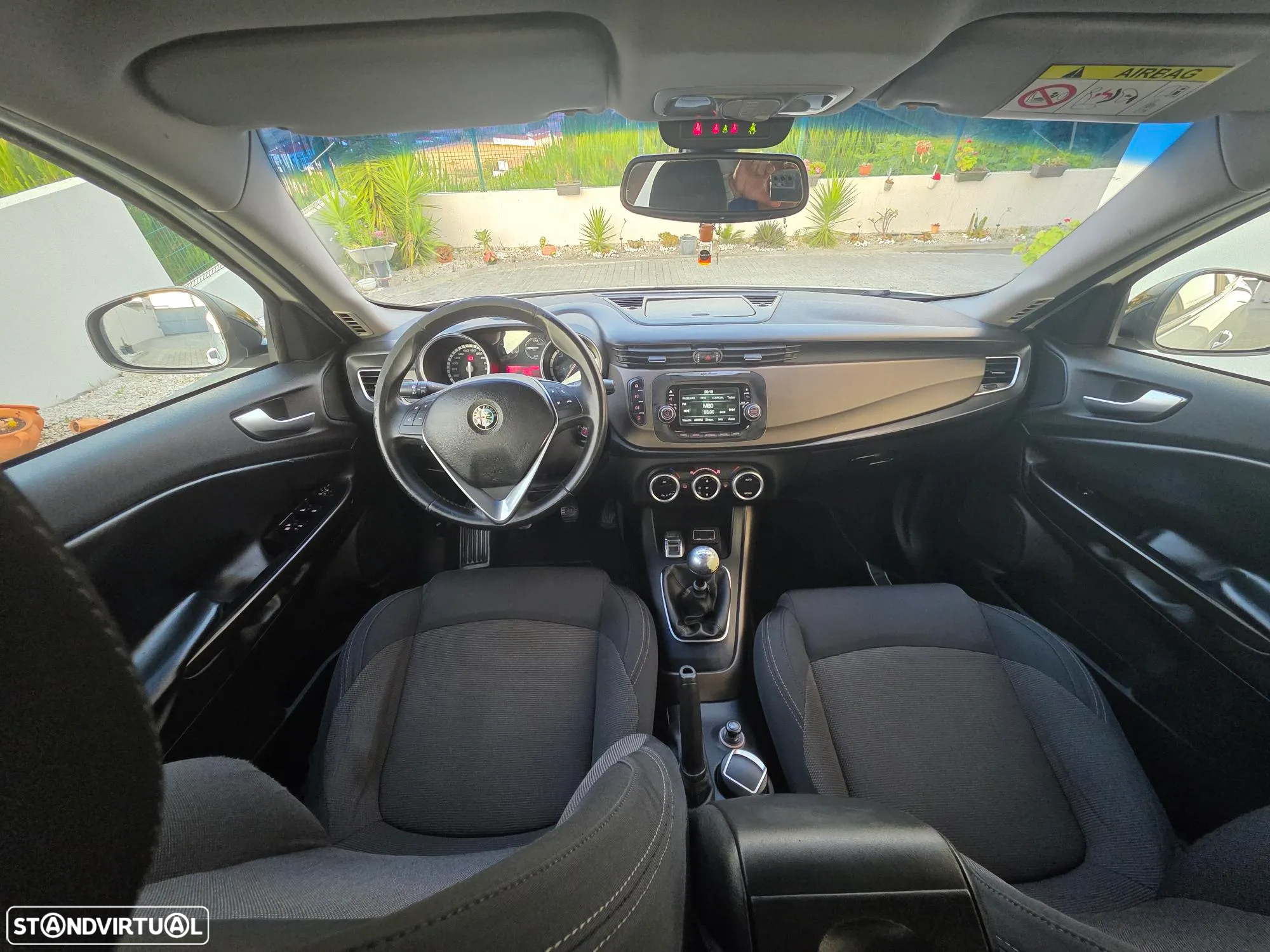 Alfa Romeo Giulietta 1.6 JTDm Distinctive - 17