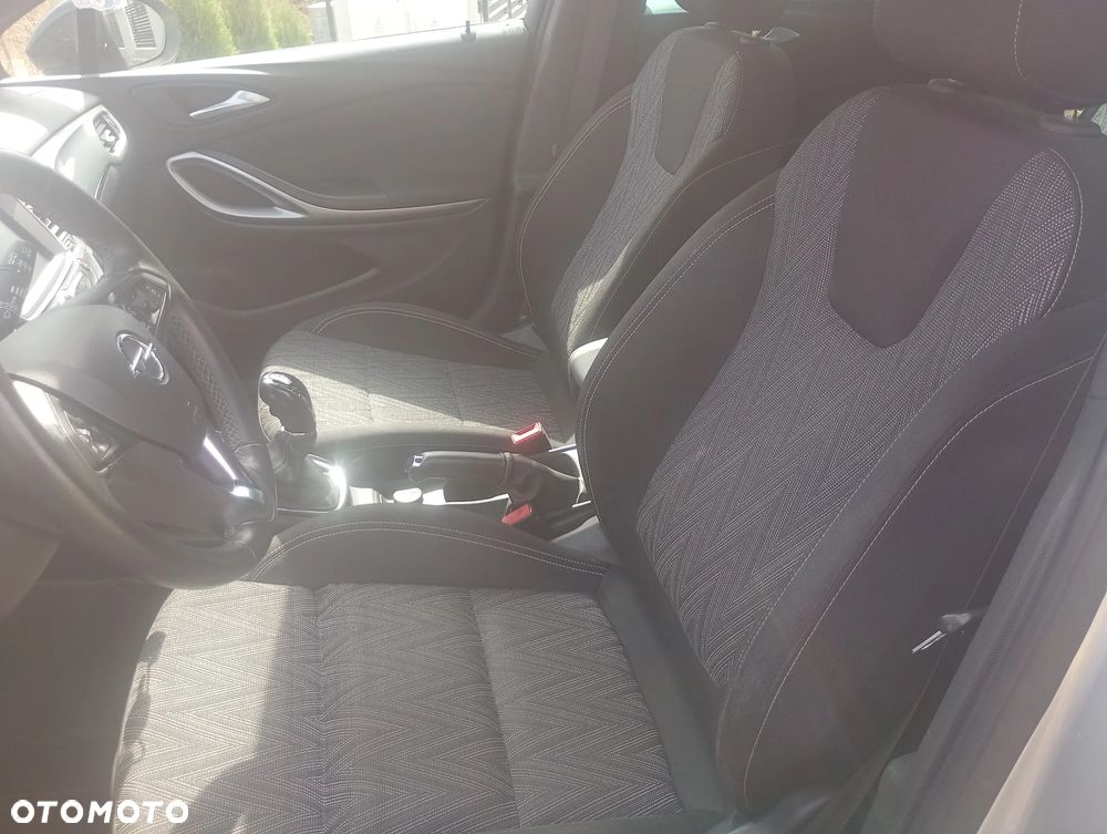Opel Astra 1.2 Turbo Start/Stop 2020 - 23