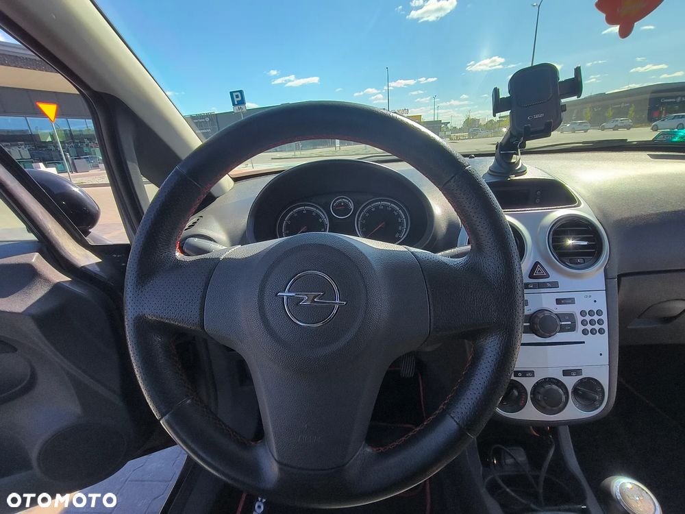Opel Corsa 1.4 16V Enjoy - 6