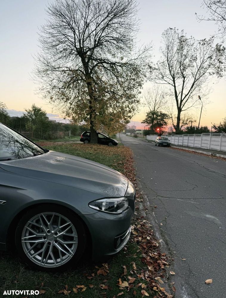BMW Seria 5 525d xDrive AT - 1