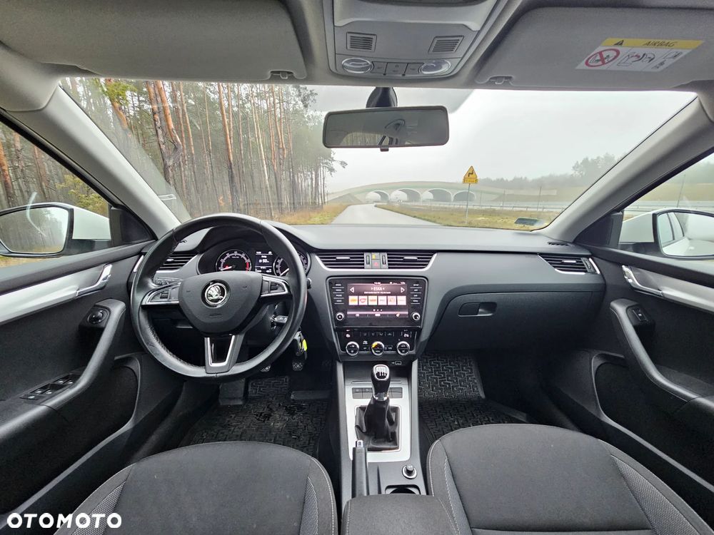 Skoda Octavia 1.5 TSI ACT Ambition - 10
