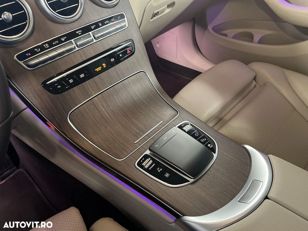 Mercedes-Benz GLC 300 de 4Matic 9G-TRONIC AMG Line - 18