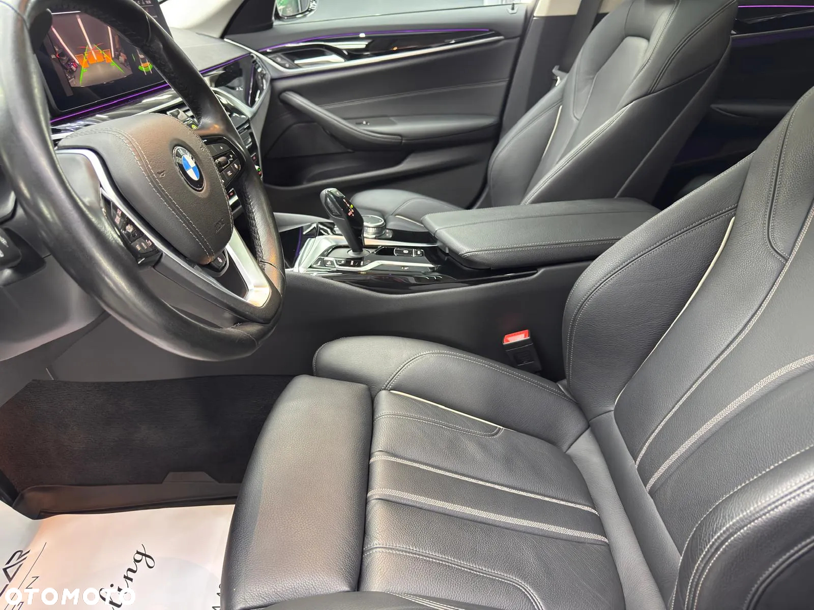 BMW Seria 5 520d Luxury Line sport - 24