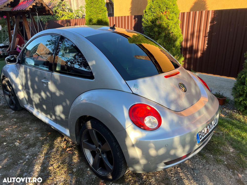 VOLKSWAGEN New Beetle 2009 — imagine 6