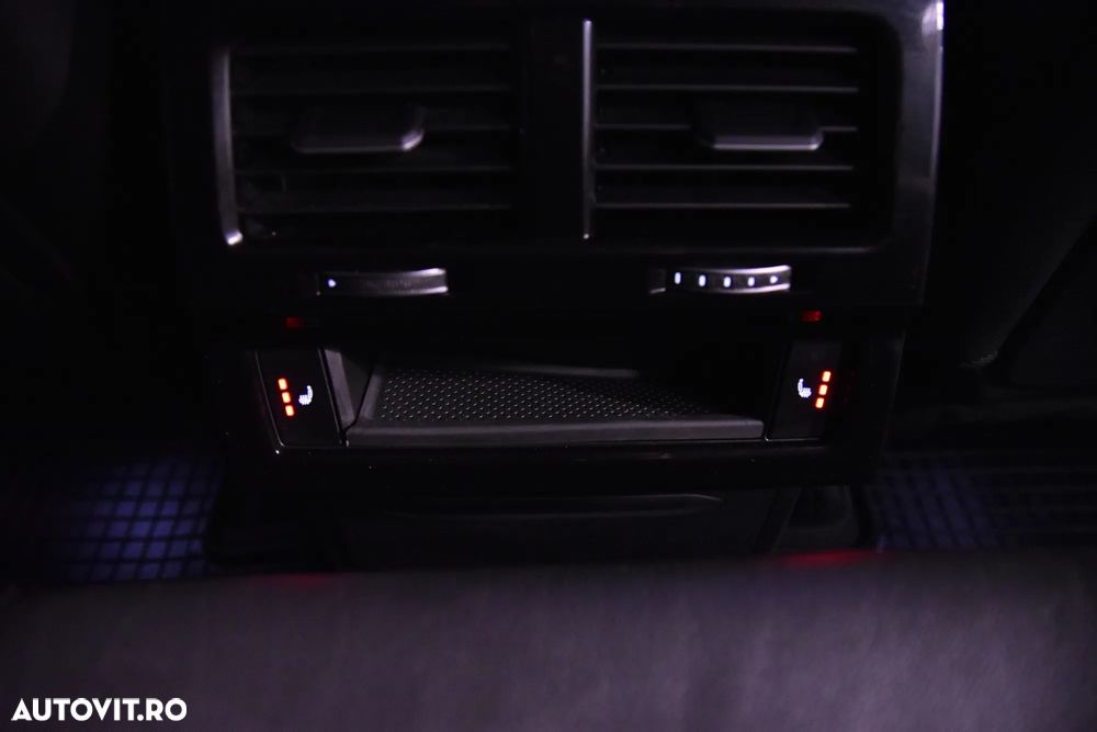 Volkswagen Touareg - 22