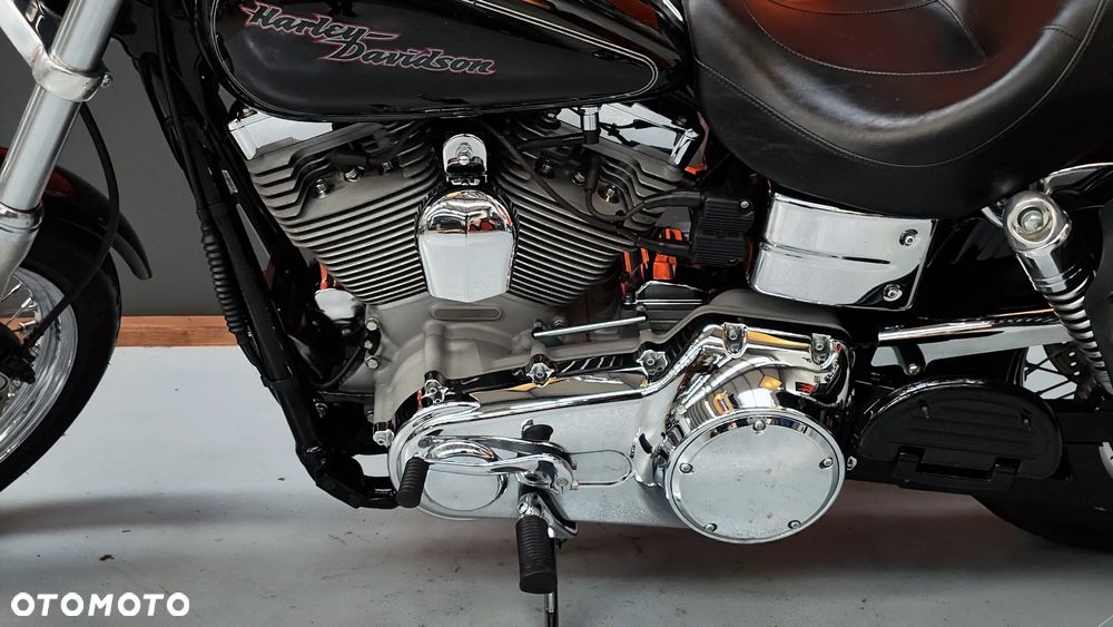 Harley-Davidson Dyna Super Glide - 23