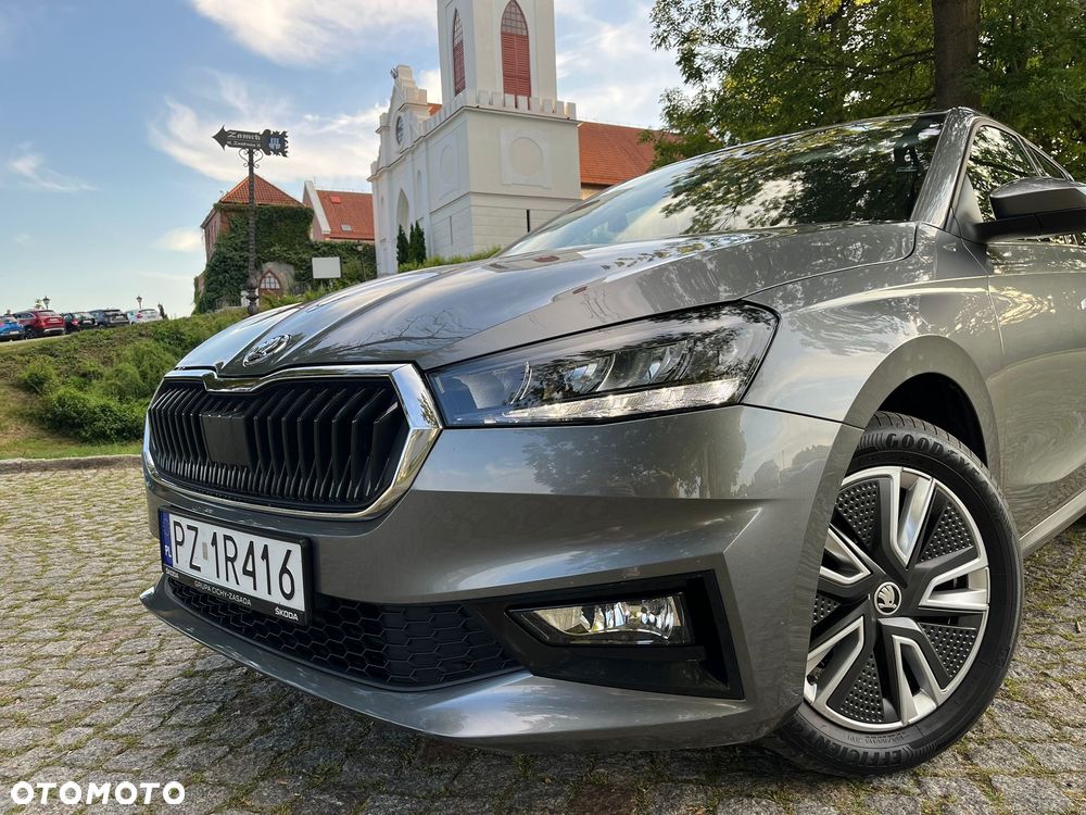 Skoda Fabia 1.0 TSI Style Color DSG - 5