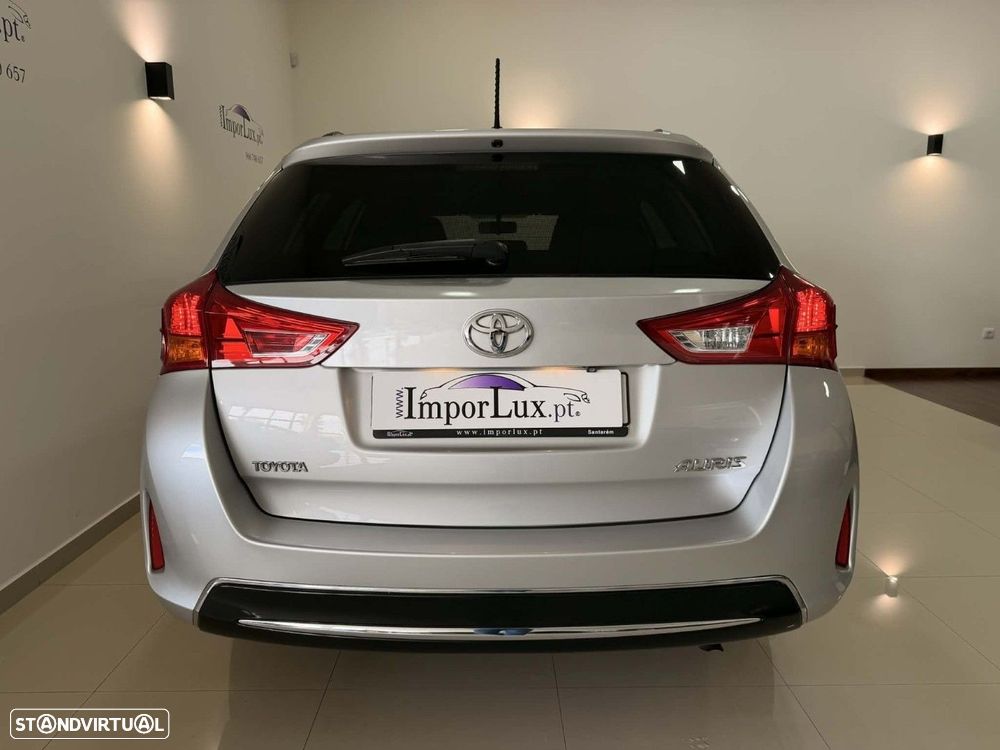 Toyota Auris Touring Sports 1.4 D-4D Comfort - 9