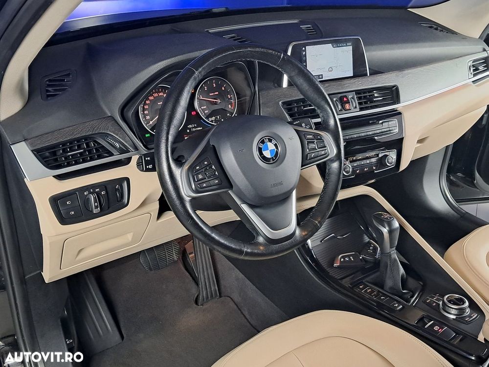 BMW X1 sDrive18d AT - 12