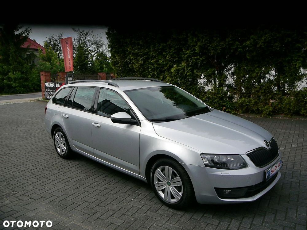 Skoda Octavia 2.0 TDI Sportline - 13