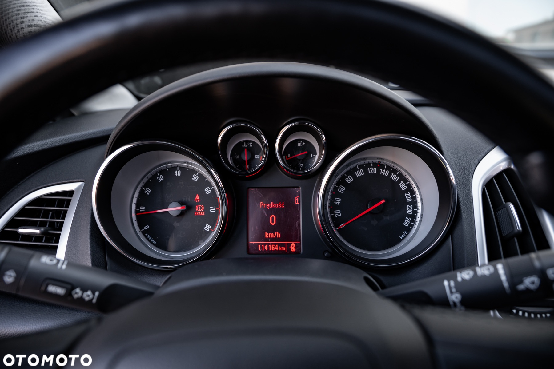 Opel Astra 1.6 Turbo Sport - 27