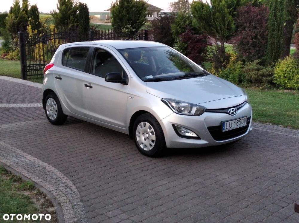 Hyundai i20 1.4 Comfort EU5 - 3