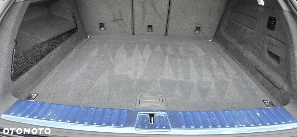 Porsche Cayenne Standard - 22